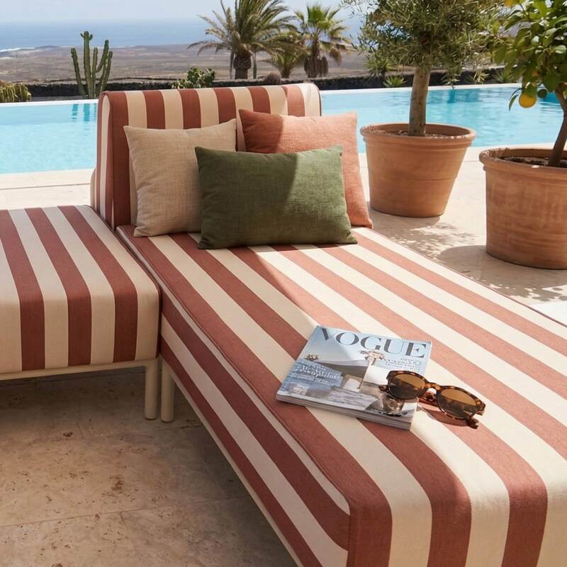 Salon de jardin modulable rayé 3 places avec 2 méridiennes et 1 pouf (3/7)