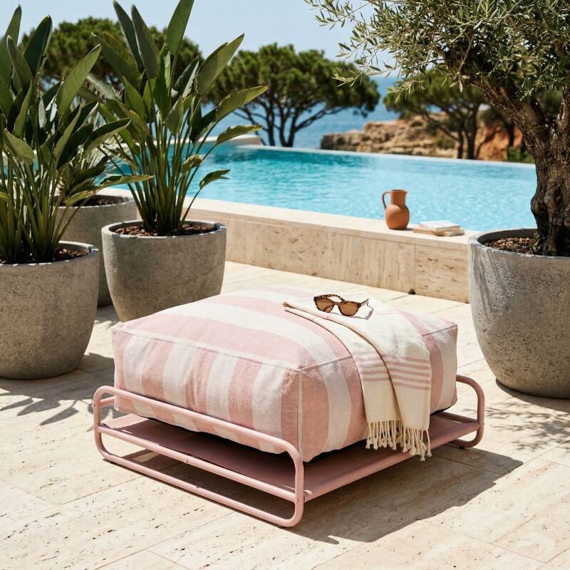 Pouf rayé pour salon de jardin modulable avec structure