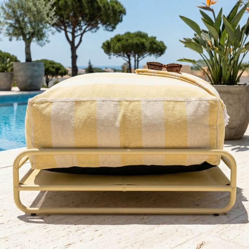 Pouf rayé pour salon de jardin modulable avec structure (3/6)