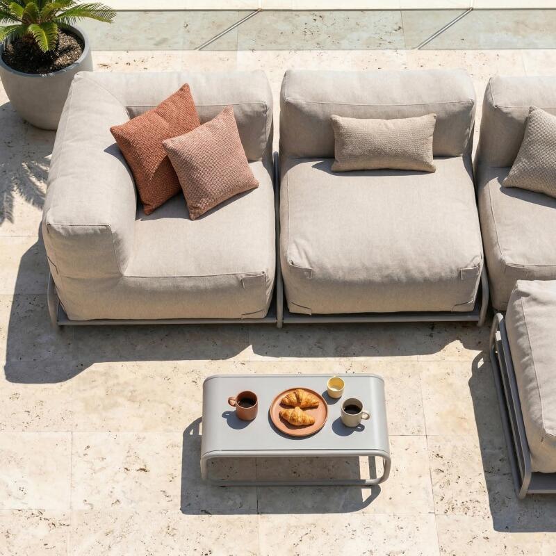 Salon de jardin modulable 4 places avec structure, 1 chauffeuse, 2 fauteuils d'angle, 1 pouf et 1 table basse (2/7)