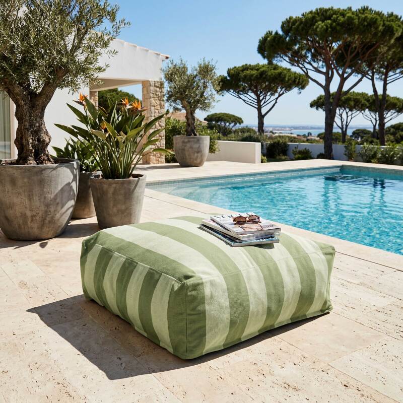 Salon de jardin modulable rayé 4 places avec 1 chauffeuse, 2 fauteuils d'angle et 1 pouf (6/7)