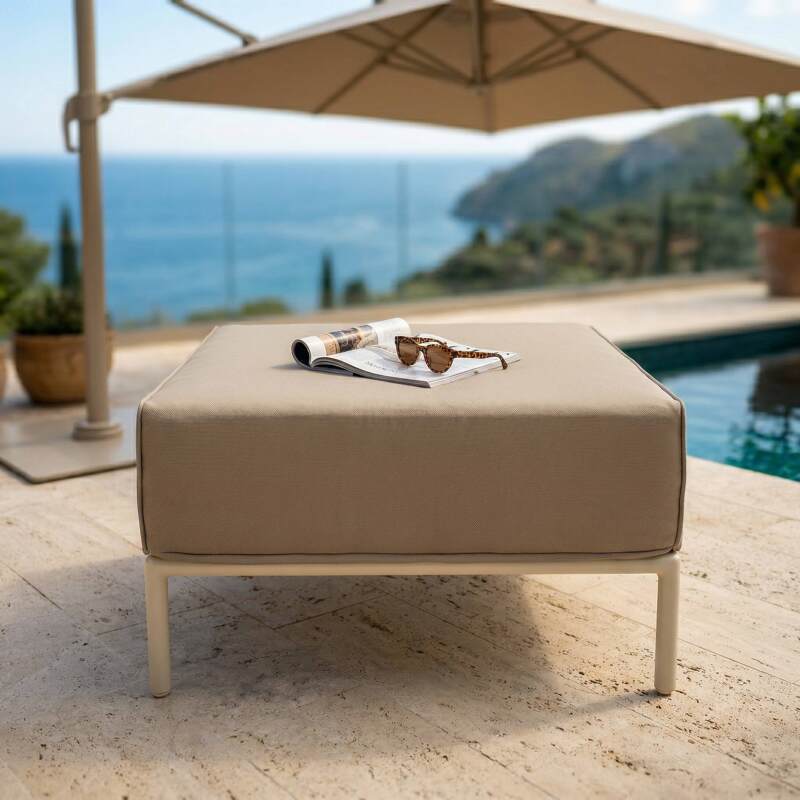 Pouf pour salon de jardin modulable (2/5)