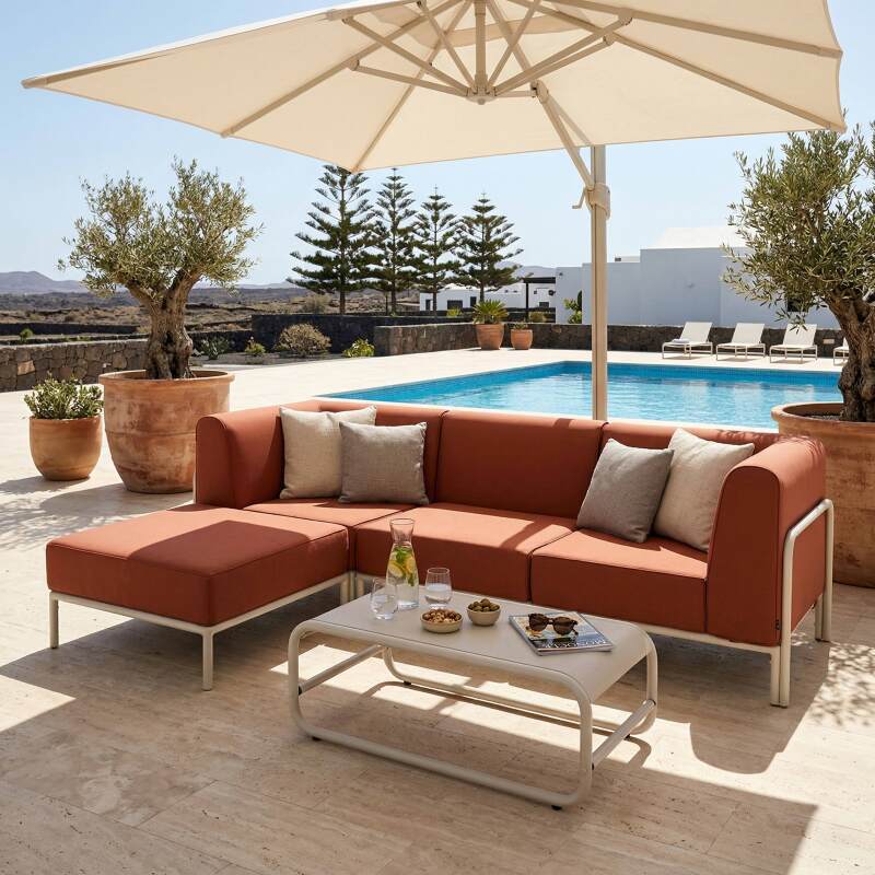 Salon de jardin modulable 4 places avec 1 chauffeuse, 2 fauteuils d'angle et 1 pouf