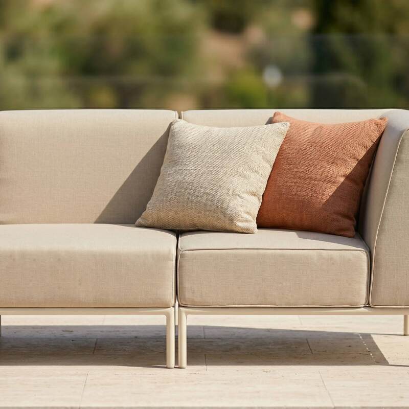 Salon de jardin modulable 5 places avec 2 chauffeuses, 2 fauteuils d'angle et 1 pouf (3/7)