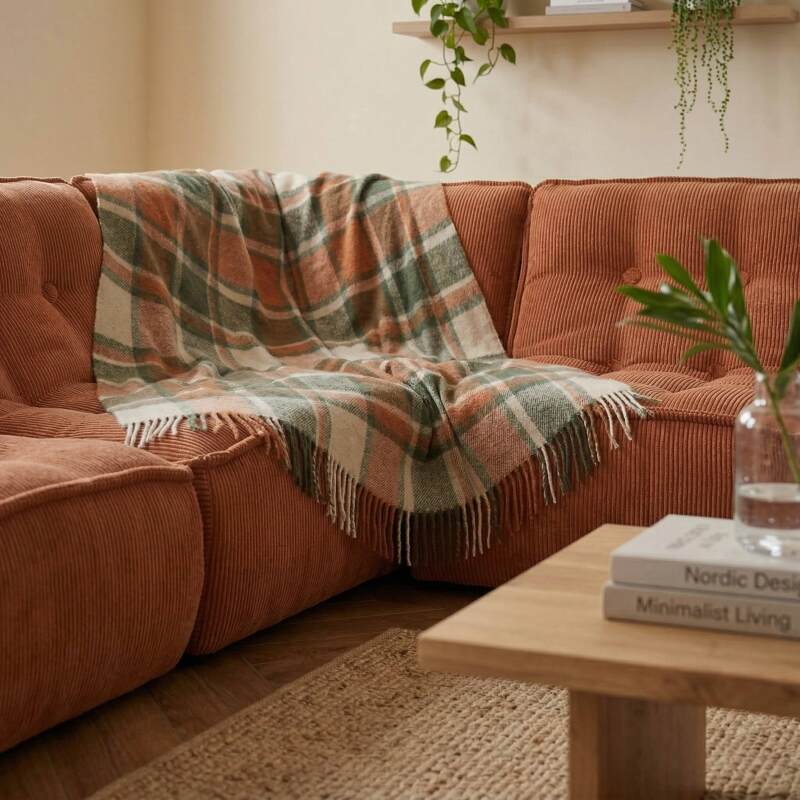 Canapé modulable 5 places en velours côtelé (3/6)