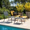 Fauteuils de jardin bas en métal et repose-pieds dépareillés - Lot de 2