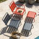 Fauteuils de jardin bas en métal et repose-pieds dépareillés - Lot de 2