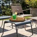 Fauteuils de jardin bas en métal et repose-pieds dépareillés - Lot de 2