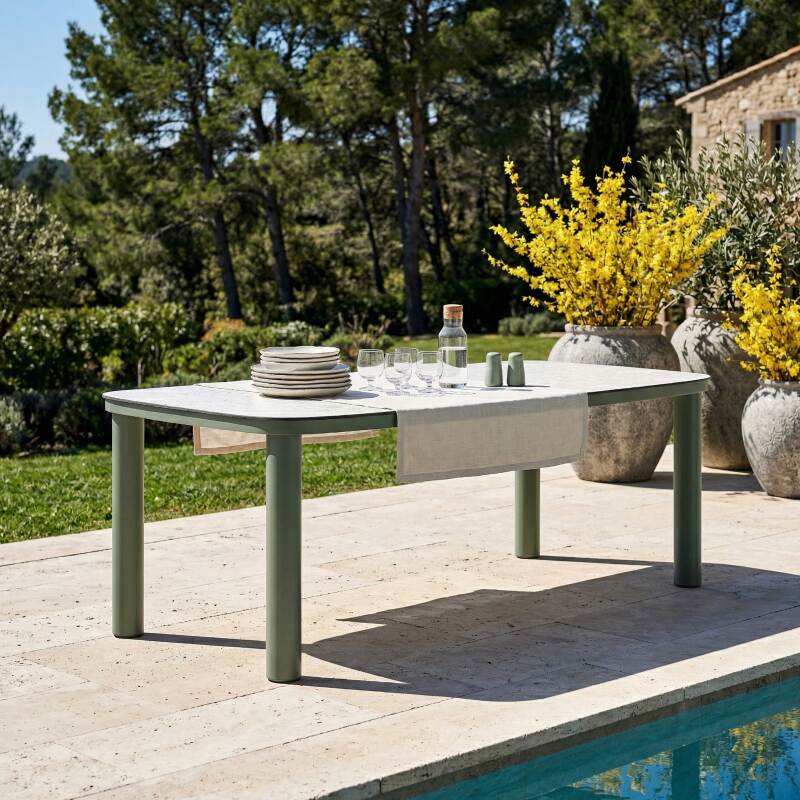Table de jardin structure en aluminium 8 personnes 213x90 cm