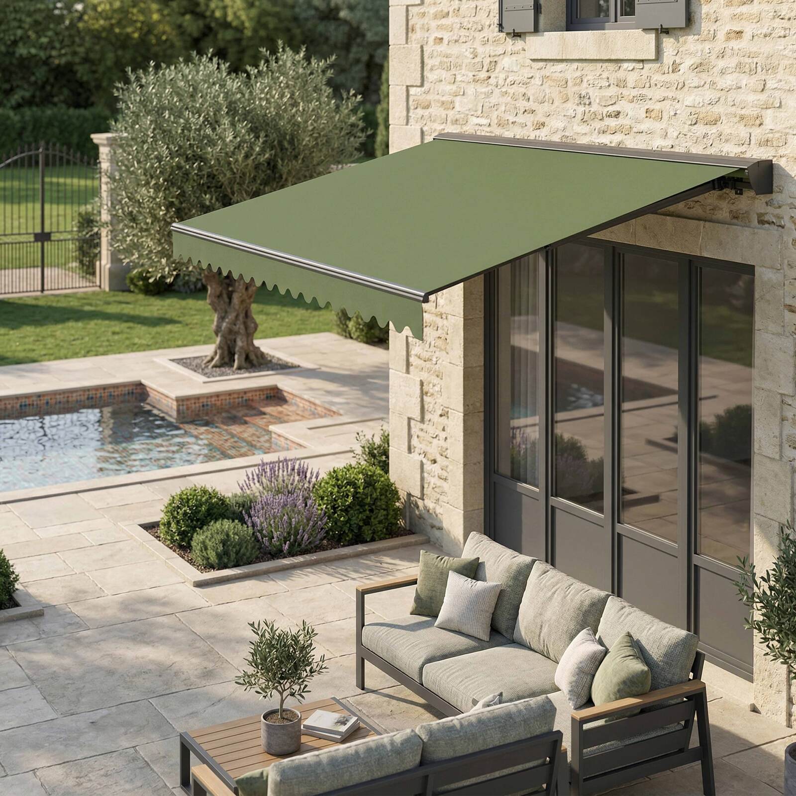 Store banne manuel avec coffre semi-intégral 2,50x2 m