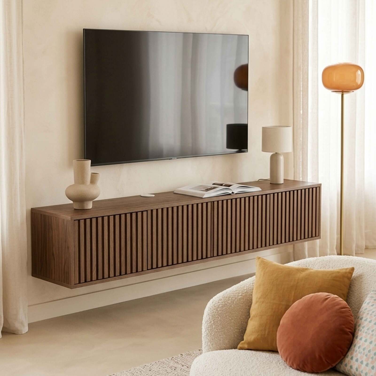 Meuble TV suspendu effet bois clair 160 cm style scandinave