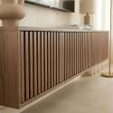 Meuble TV suspendu effet bois clair 160 cm style scandinave