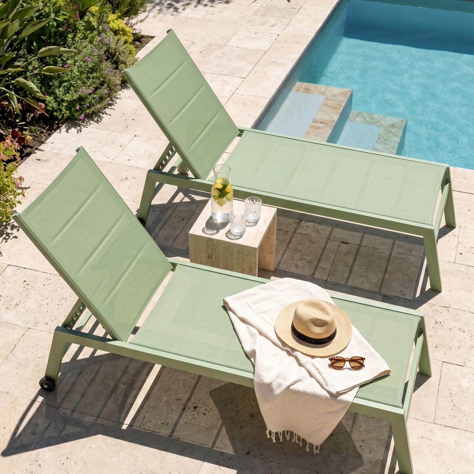 Bains de soleil aluminium et textilène inclinables 5 positions avec roues - Lot de 2