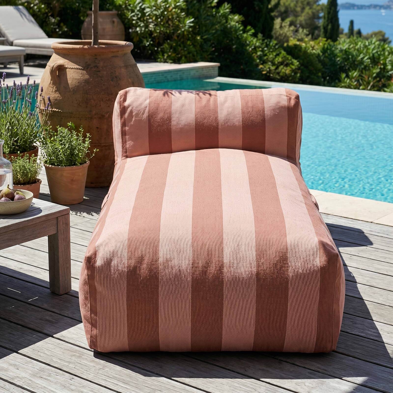 Méridienne rayée pour salon de jardin modulable