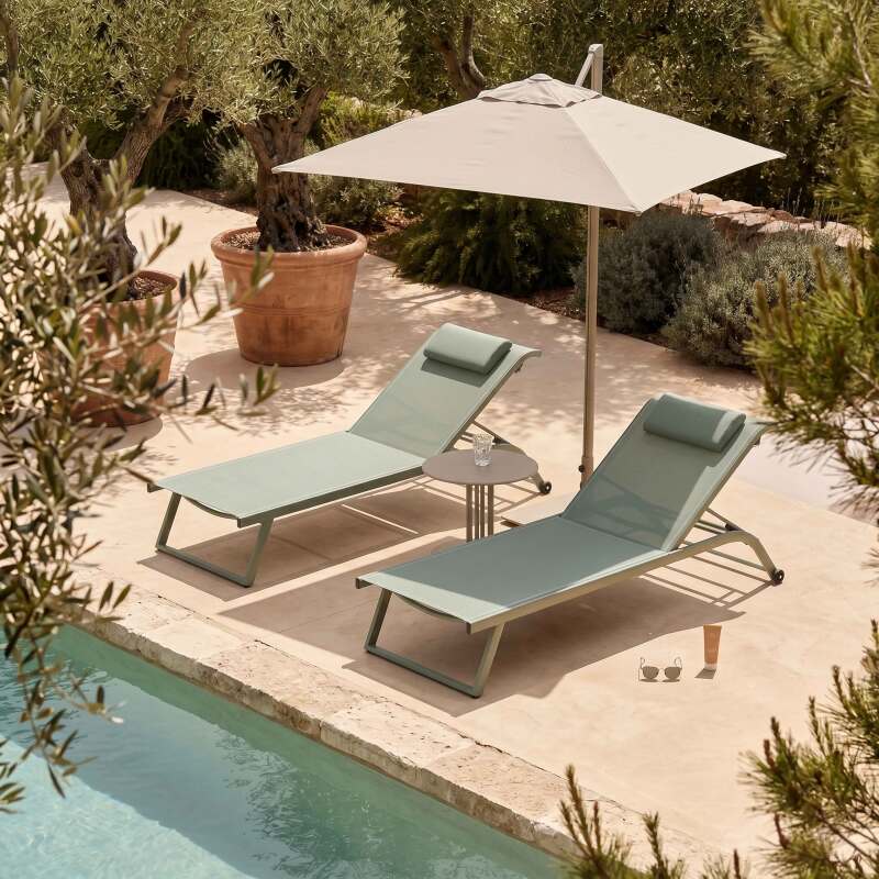 Bains de soleil aluminium et textilène inclinables 4 positions avec roues - Lot de 2 (2/9)