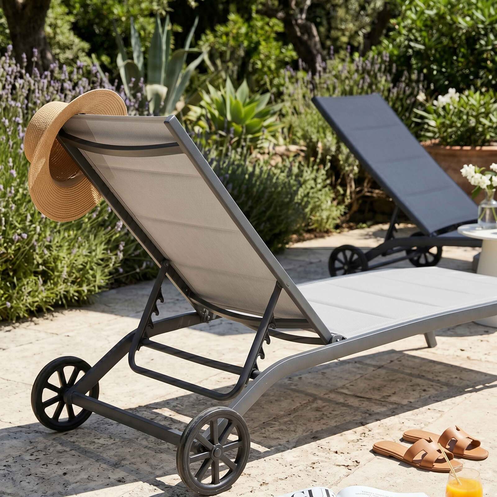 Bains de soleil aluminium et textilène inclinables 4 positions avec roues - Lot de 2