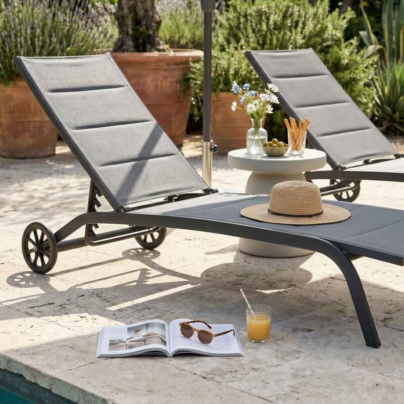 Bains de soleil aluminium et textilène inclinables 4 positions avec roues - Lot de 2 (2/8)