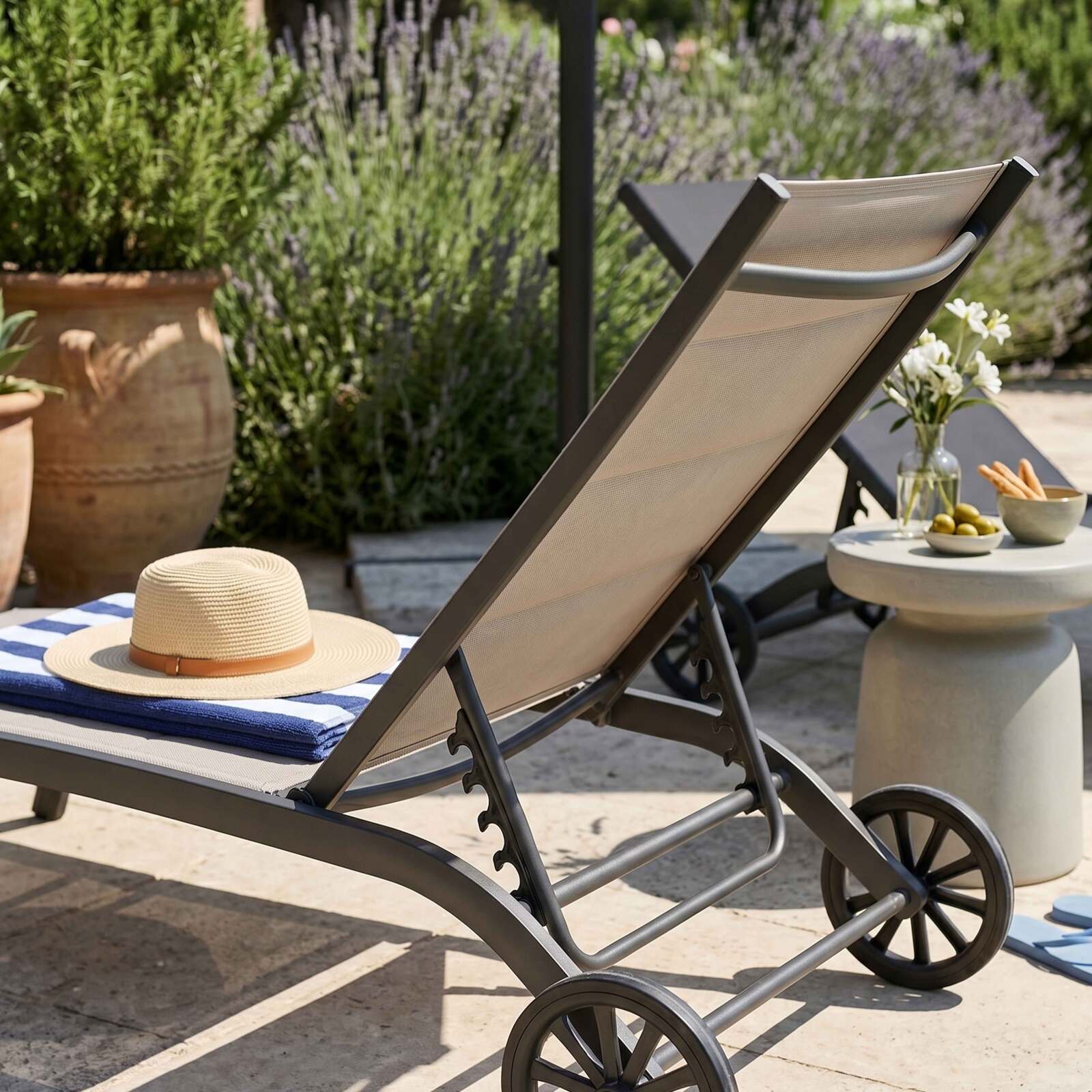 Bains de soleil aluminium et textilène inclinables 4 positions avec roues - Lot de 2