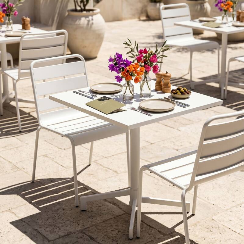 Table de jardin bistrot carré inclinable en métal avec pied encastrable 70x70 cm et 2 chaises (5/7)