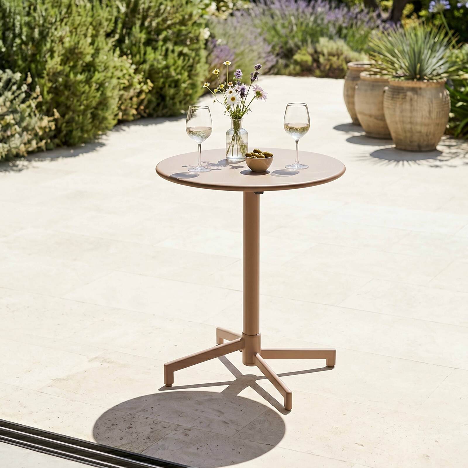 Table de jardin ronde inclinable en métal 2 à 4 personnes avec pied encastrable Ø70x72 cm