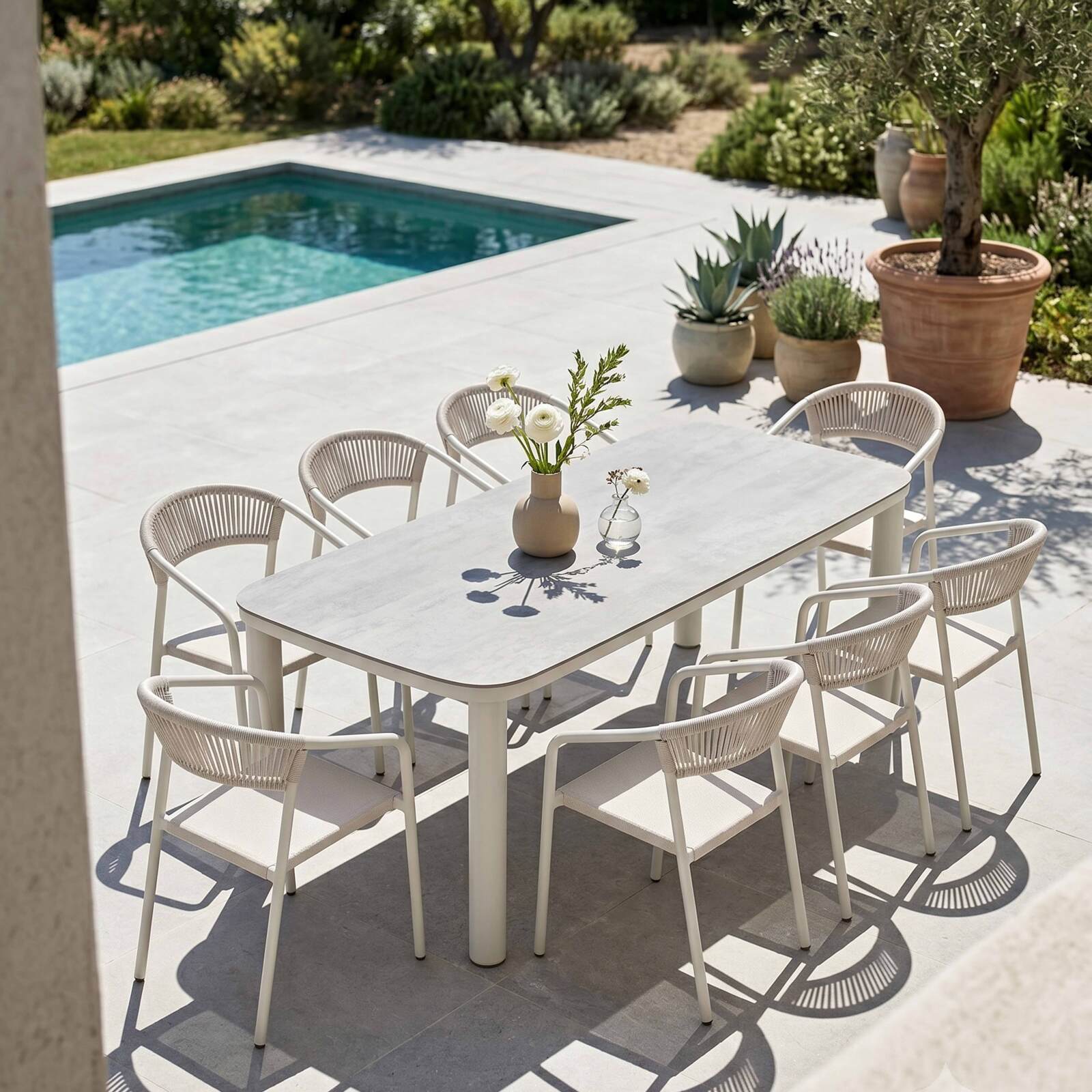 Table de jardin structure en aluminium 8 personnes 213x90 cm et 8 chaises en textilène