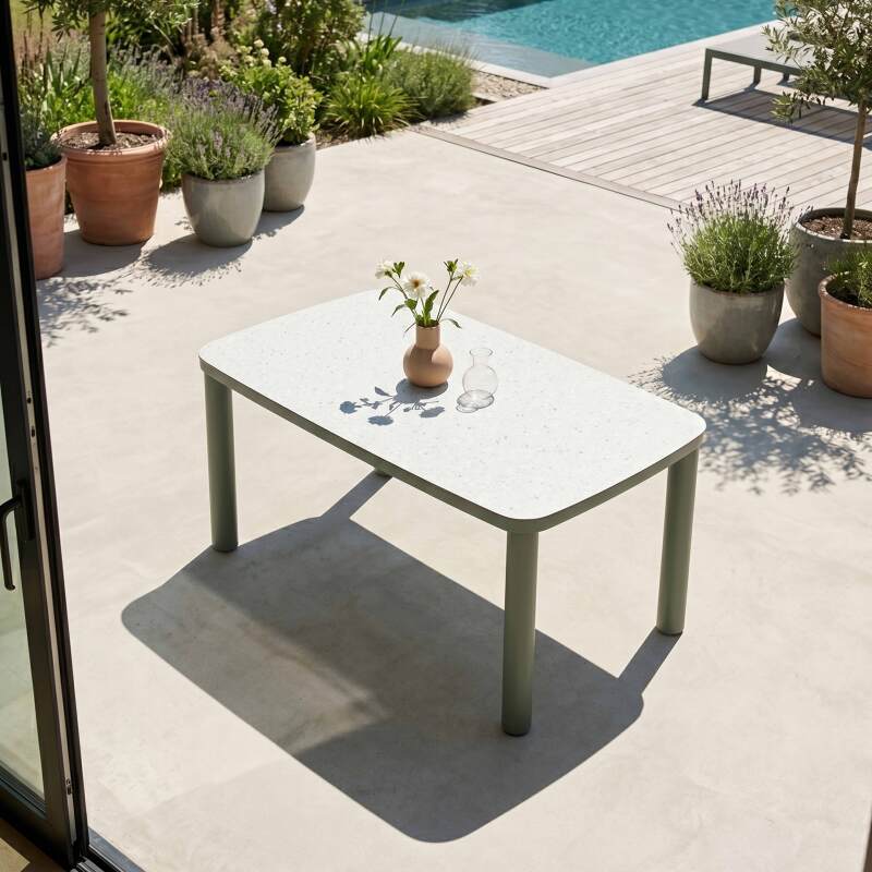 Table de jardin structure en aluminium 6 personnes 150x90 cm