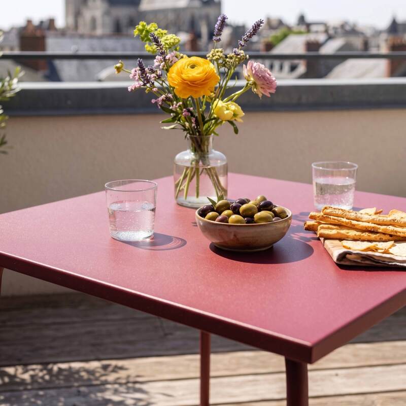 Table de jardin carré en métal 2 à 4 personnes 70x70 cm (2/6)
