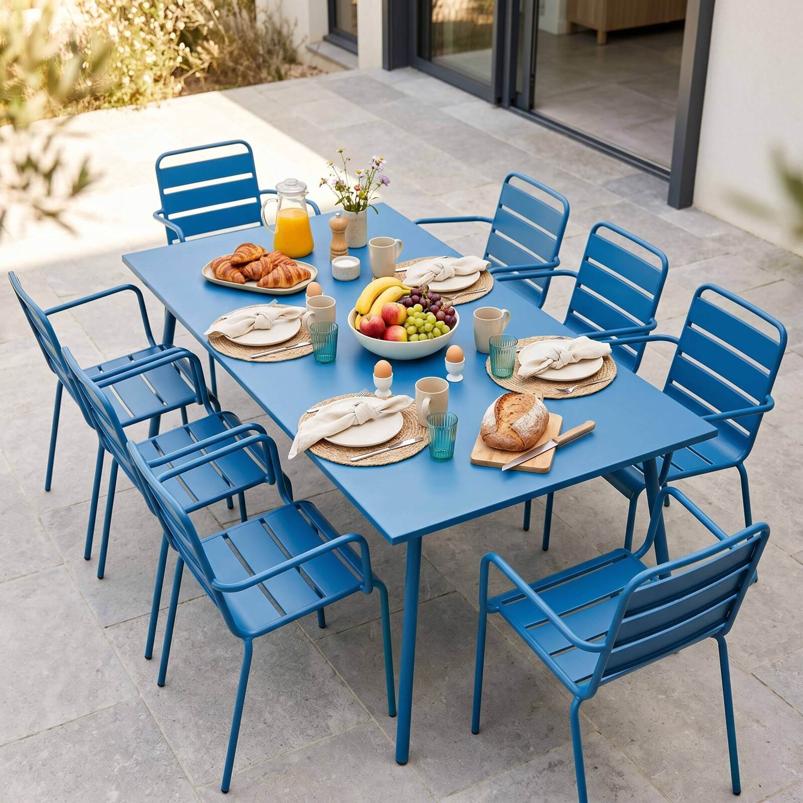 Table de jardin en métal 180x90 cm et 8 chaises avec accoudoirs