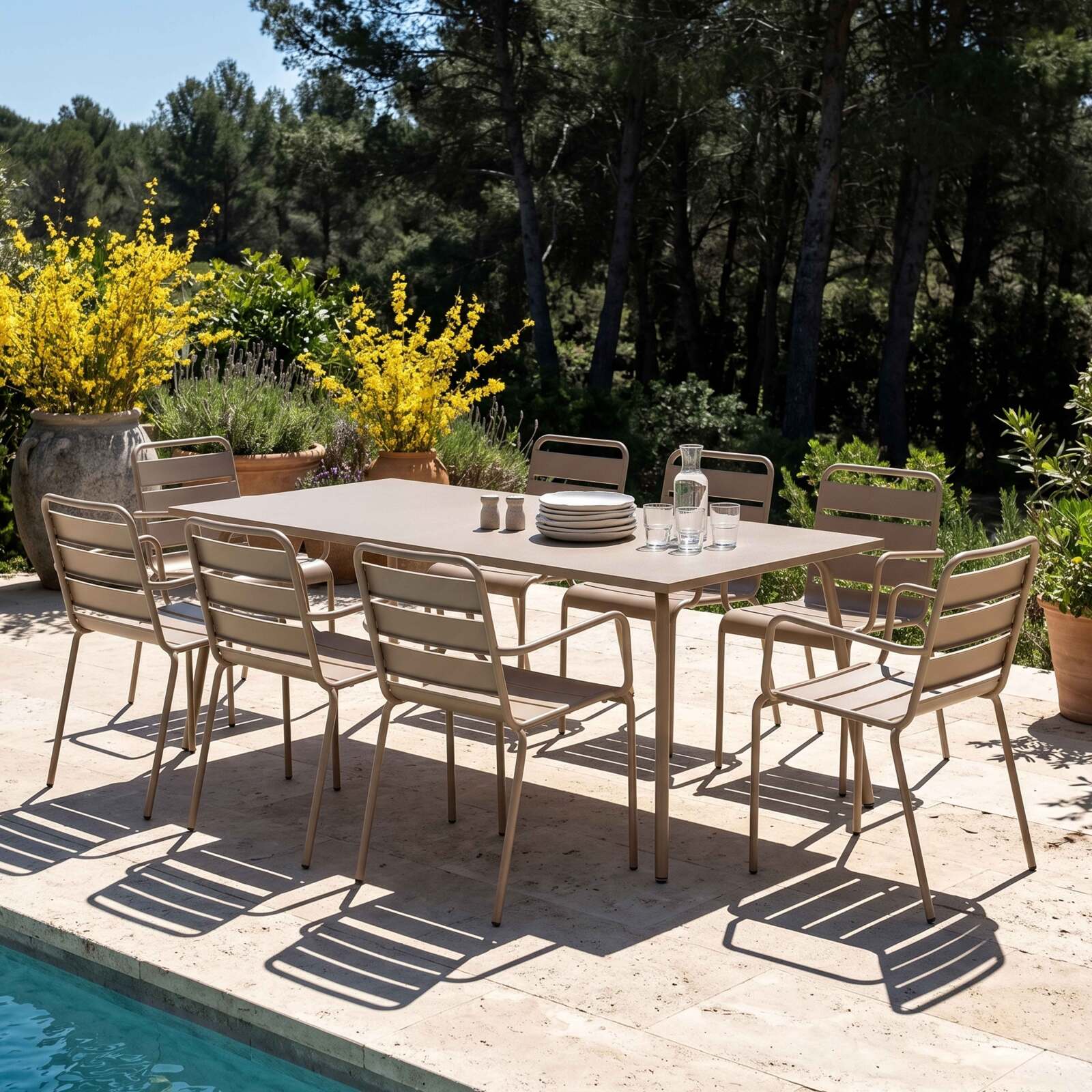 Table de jardin en métal 180x90 cm et 8 chaises avec accoudoirs