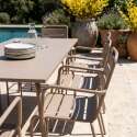 Table de jardin en métal 180x90 cm et 8 chaises avec accoudoirs