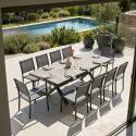 Table de jardin extensible en aluminium et céramique effet bois 200/260x100 cm et 10 chaises en textilène
