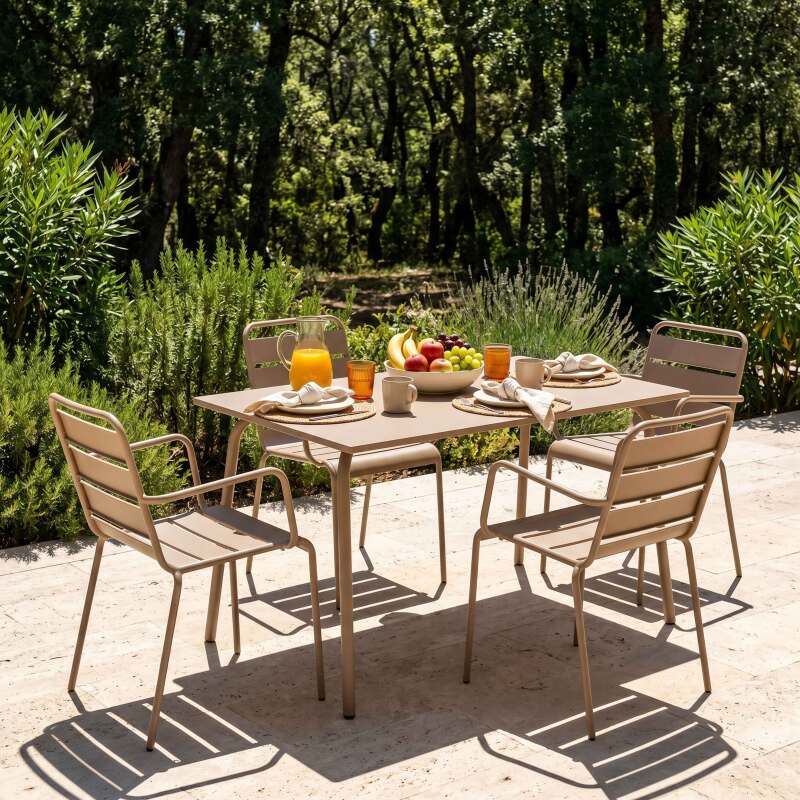 Table de jardin en métal 120x70 cm et 4 chaises avec accoudoirs