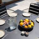 Table de jardin carrée en métal 120x120 cm et 8 chaises avec accoudoirs