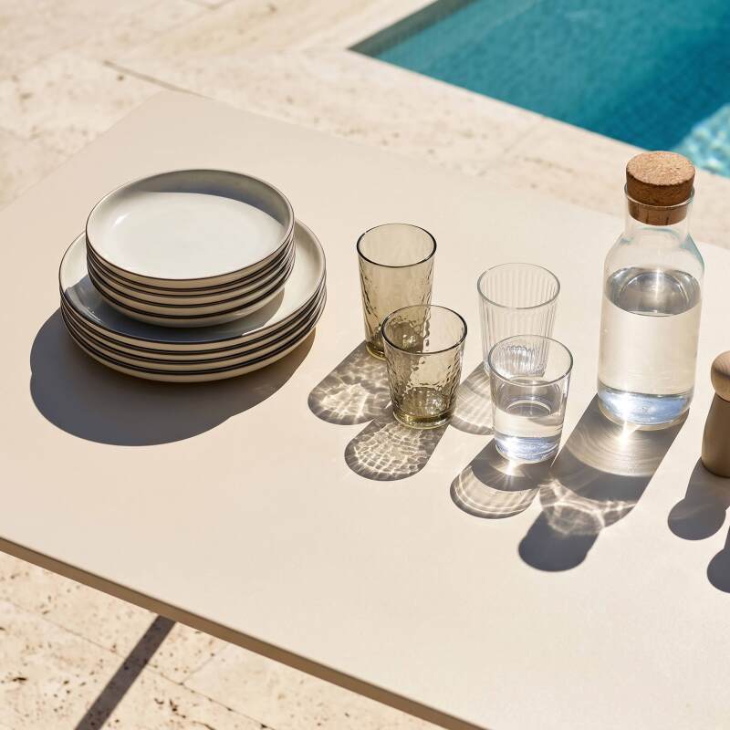 Table de jardin en métal 6 personnes 120x70 cm (2/7)