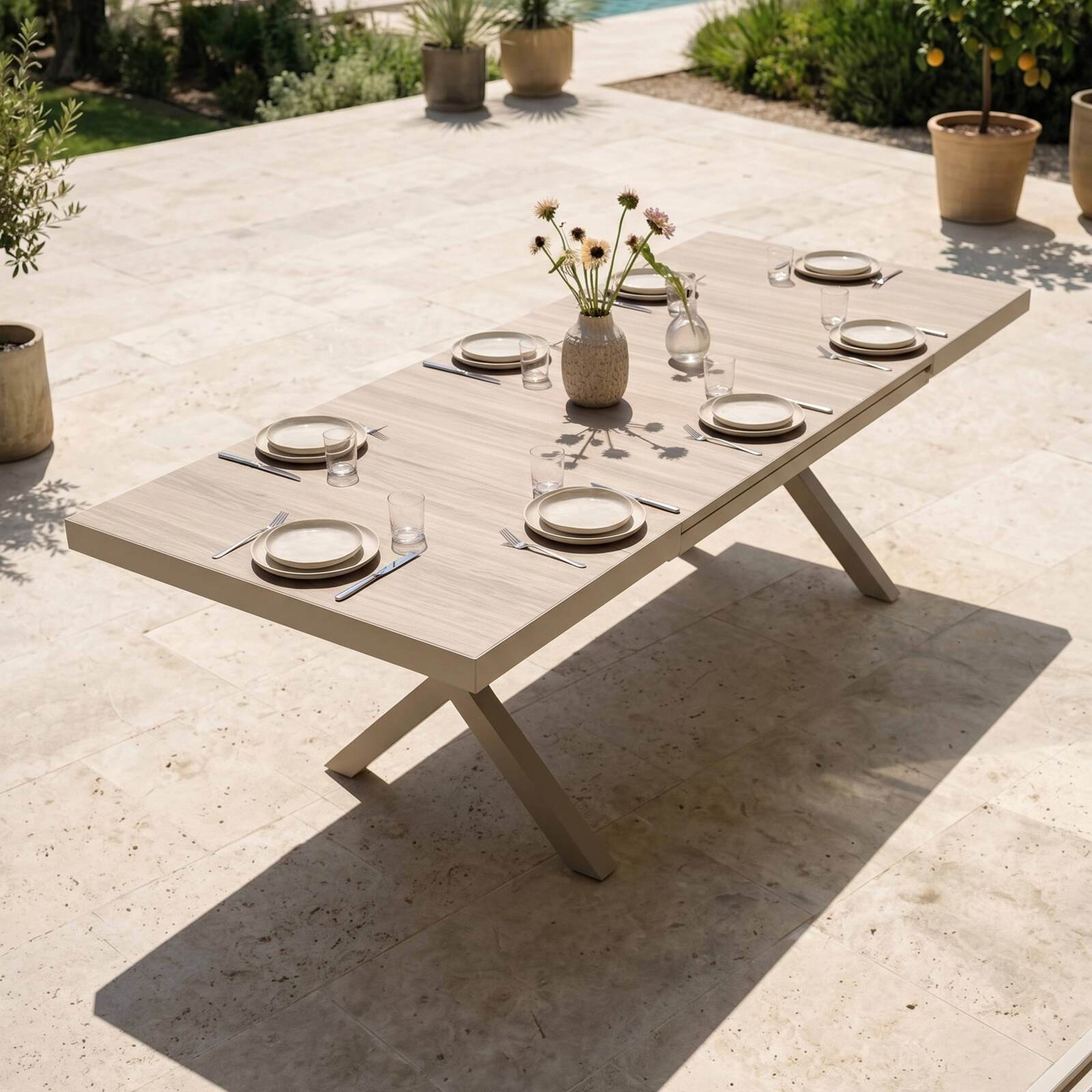 Table de jardin extensible en aluminium et céramique effet bois 8 à 12 personnes (200/260x100 cm) 