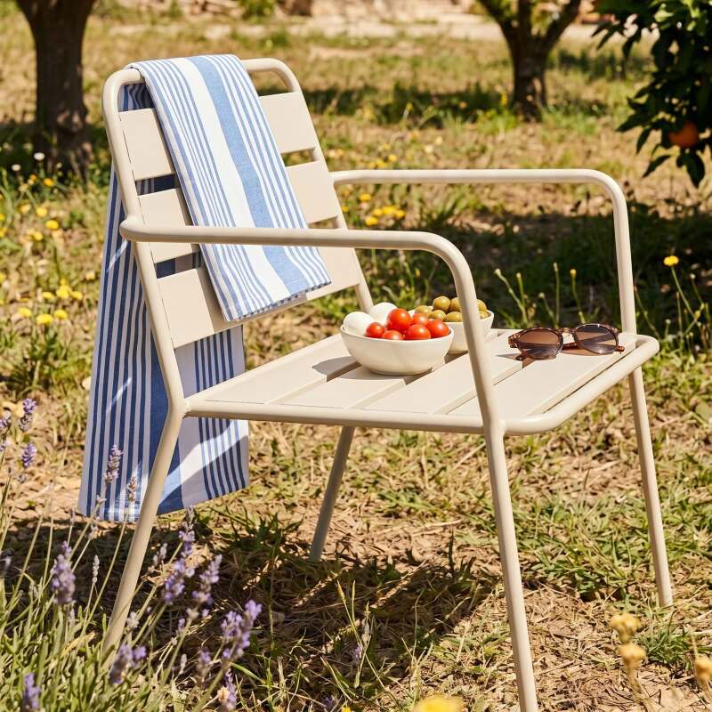 Salon de jardin en métal 4 places avec 2 fauteuils et 1 banc (4/9)