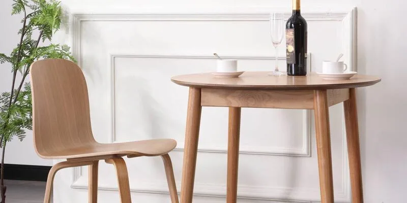 Chaise de salle à manger en contreplaqué FSC®