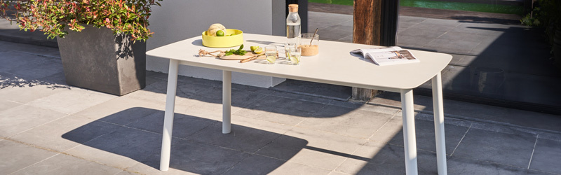 prix d'une table de jardin