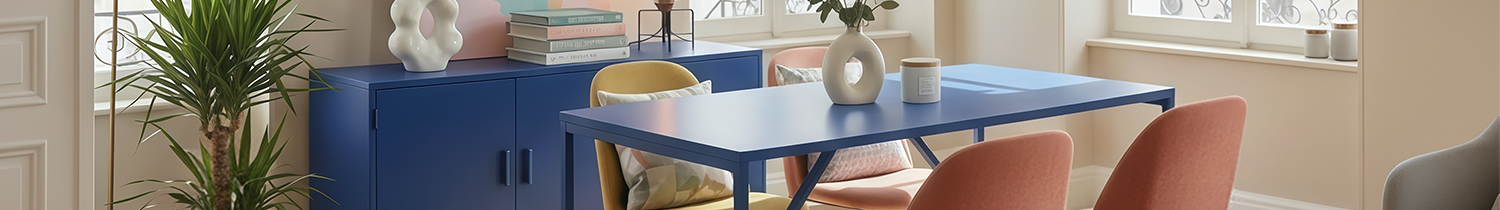 relooking d'un salon avec canapé, table basse et tapis