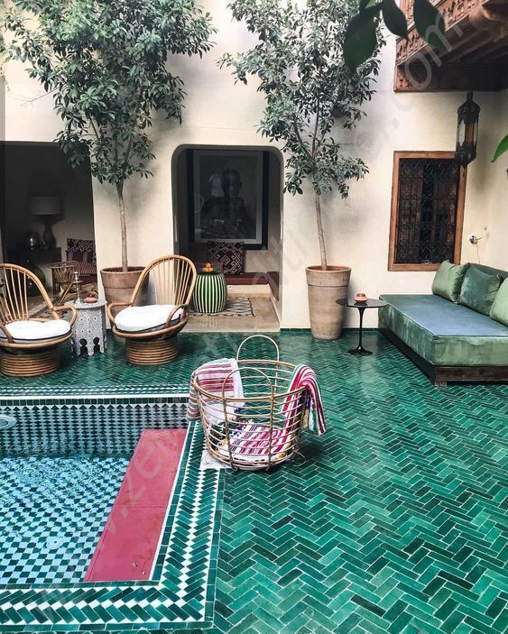 décoration de terrasse maroccaine contemporaine et design