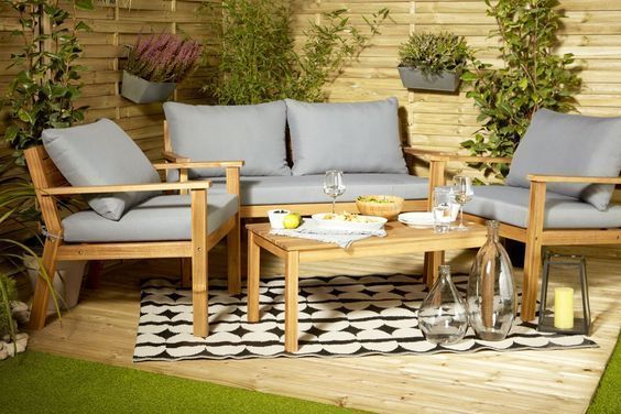 mobilier de jardin en bois canapé fauteuil et table