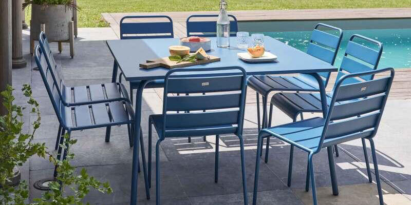 Salon de jardin en métal bleu 8 personnes