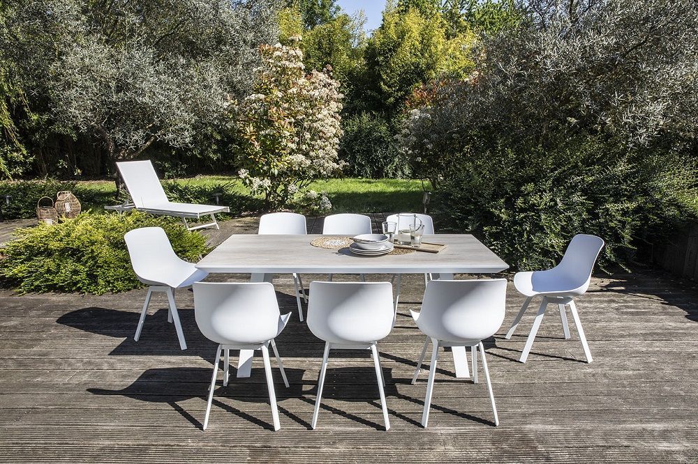 table de jardin scandinave